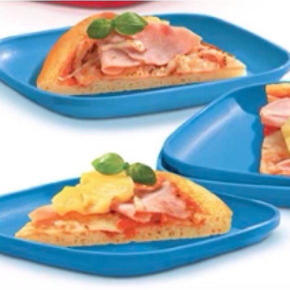 Tupperware Vintage Square Luncheon Plates (Set of 4) - Picture 4 of 4